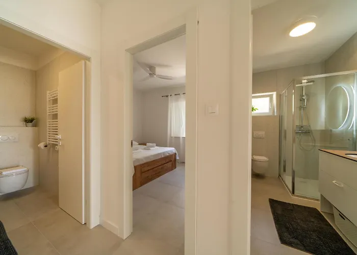 Siesta Apartment *
