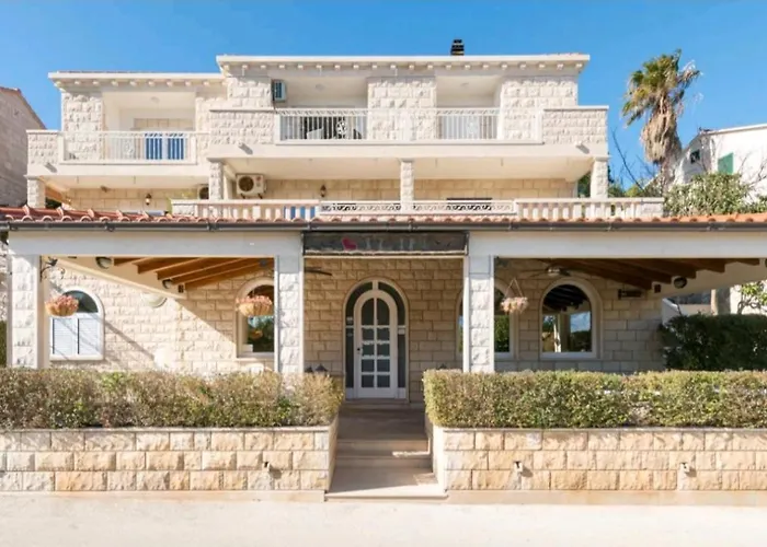 Apartment Siesta Sumartin