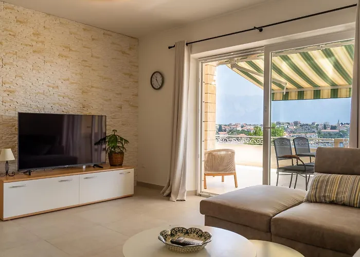 Apartment Siesta Sumartin